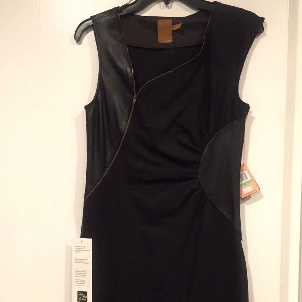 NWT Ali Ro Dress, Size 8